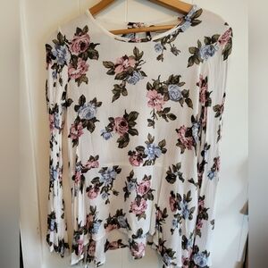 Abercrombie & Fitch White Floral Long Sleeve peasant-style blouse Size XS
